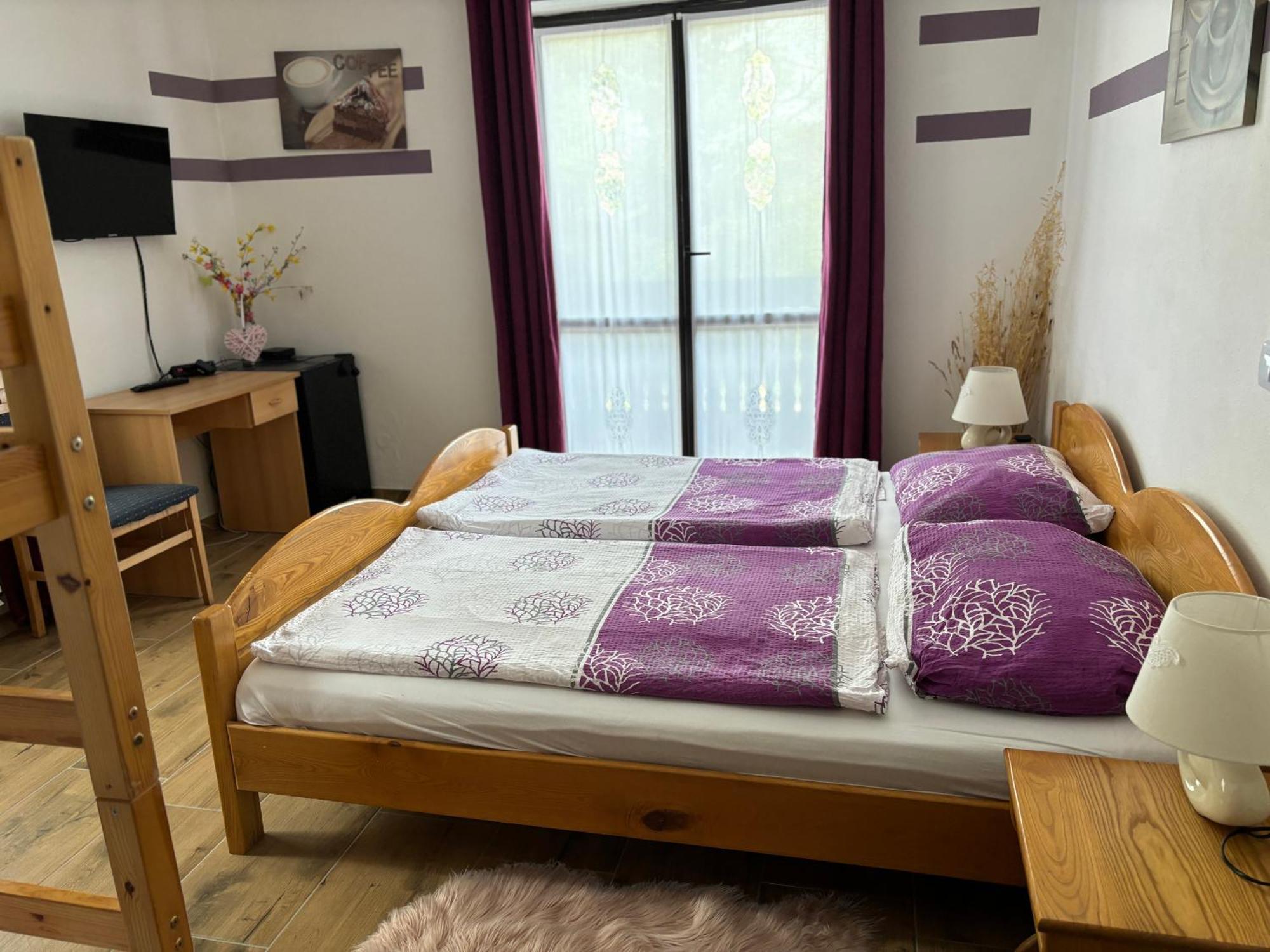 Guest House Kmecki Hram Fortuna Идрия Экстерьер фото