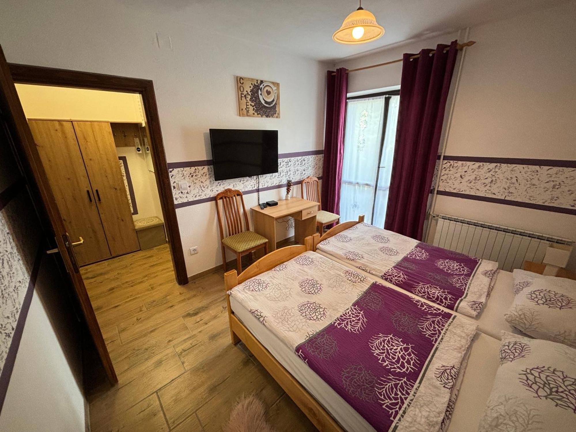 Guest House Kmecki Hram Fortuna Идрия Экстерьер фото