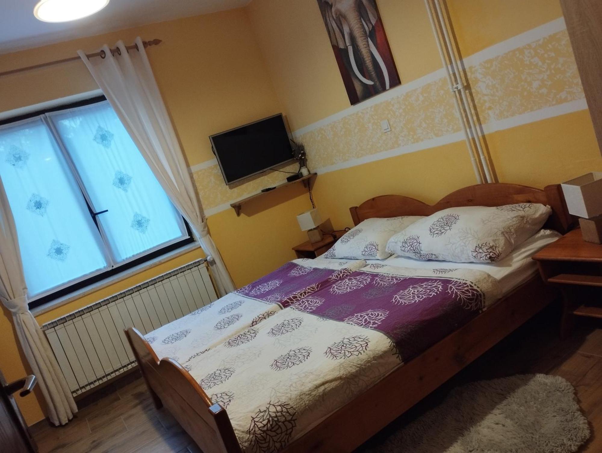 Guest House Kmecki Hram Fortuna Идрия Экстерьер фото